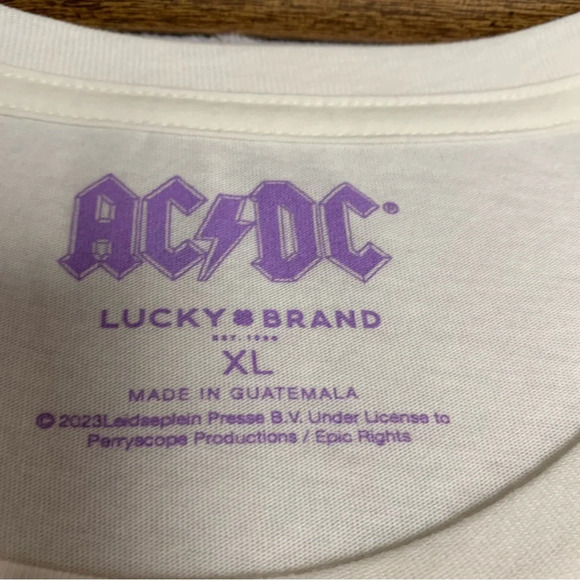 Lucky Brand size XL AC/DC Cream Graphic Tee NWT - Picture 4 of 8